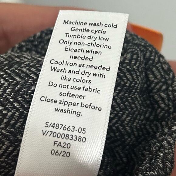 Athleta Delancey Herringbone Tight Abalone
Grey Travel #487663 Size Medium - Picture 11 of 11